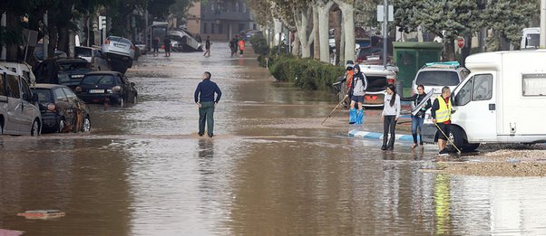 Πλημμύρες στην Ισπανία: Τι είναι το «φαινόμενο της χοάνης» που «έπνιξε» τη Βαλένθια