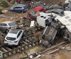 Τραγωδία δίχως τέλος στη Βαλένθια: Στους 95 οι νεκροί από τη φονική κακοκαιρία - Η μαρτυρία Έλληνα στον realfm 