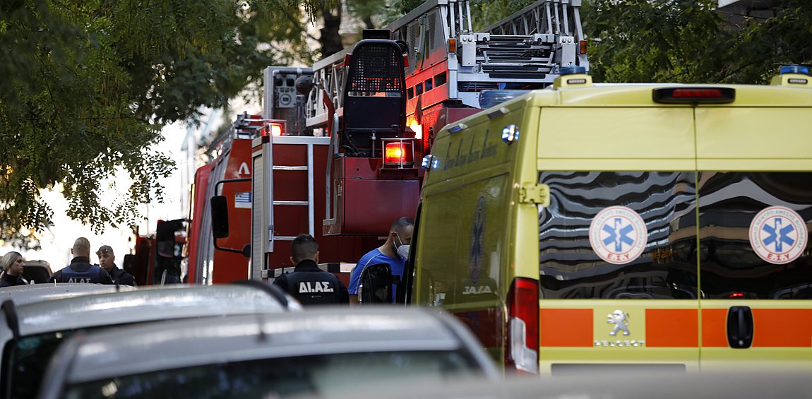 Τραγωδία στους Αμπελόκηπους: Ένας νεκρός από έκρηξη σε διαμέρισμα - Απεγκλωβίστηκε γυναίκα  