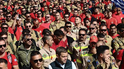 Συγκέντρωση στη Βουλή θα πραγματοποιήσουν το πρωί οι εποχικοί πυροσβέστες