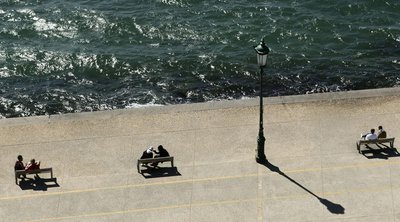 Θεσσαλονίκη: Αγώνας δρόμου για τον Άγιο Δημήτριο - Χιλιάδες δρομείς στη Νέα Παραλία
