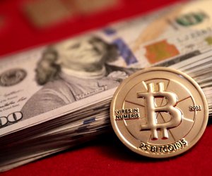 Εκλογές στις ΗΠΑ: Το Bitcoin και το δολάριο σε άνοδο, το πετρέλαιο σε πτώση