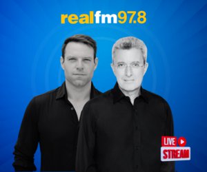 Στ. Κασσελάκη στον realfm: Εγινε τυχαία συνάντηση με στελέχη των «87»... - Δείτε LIVE τη συνέντευξη στον Ν. Χατζηνικολάου