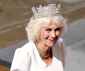 Πού ήταν η βασίλισσα Camilla; Γιατί δεν στεκόταν δίπλα στην Kate Middleton την Κυριακή της Μνήμης