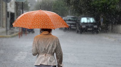 «Αγριεύει» ο καιρός: Πολύ κρύο από το Σάββατο - Πότε αναμένονται ανατροφοδοτούμενες καταιγίδες