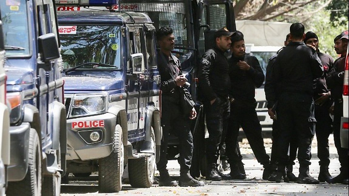 Στο Κασμίρ της Ινδίας, η ρουτίνα των επιθέσεων αυτονομιστών