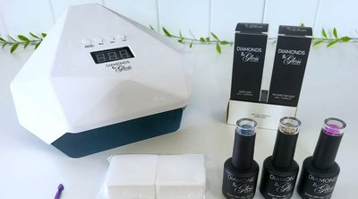 Ξεχάστε το glitter! – Ποια soft glam τάση στο μανικιούρ αξίζει να σημειώσετε από τώρα για τις γιορτές
