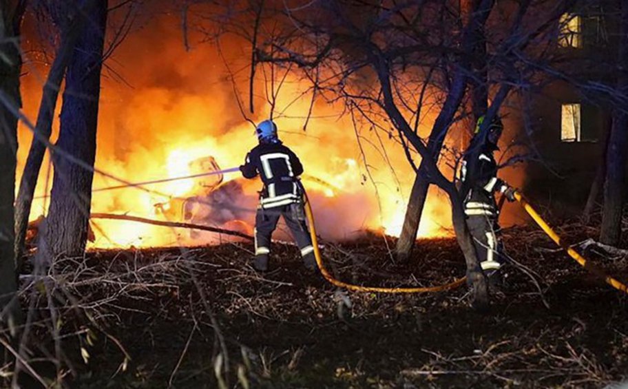 Ουκρανία: Δύο νεκροί από ρωσικά πλήγματα στη Σούμι - Το κοινοβούλιο ανέβαλε συνεδρίασή του