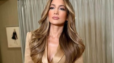 Η Jennifer Lopez φόρεσε τα πιο cozy παπούτσια της σεζόν- Tο έχουμε ήδη στις ντουλάπες μας
