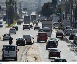 Τέλη κυκλοφορίας: Τι αλλάζει σε πρόστιμα και κατάθεση πινακίδων
