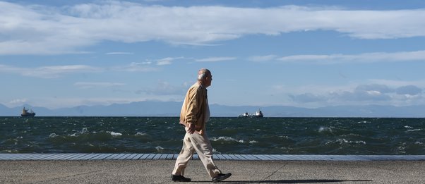 Καιρός: Μέχρι τους 18°C σήμερα - Αλλαγή σκηνικού την Παρασκευή με βροχές και πτώση της θερμοκρασίας