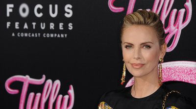 Charlize Theron: Αναζητεί τον έρωτα σε εφαρμογή γνωριμιών μετά τον χωρισμό από τον Alex Dimitrijevic