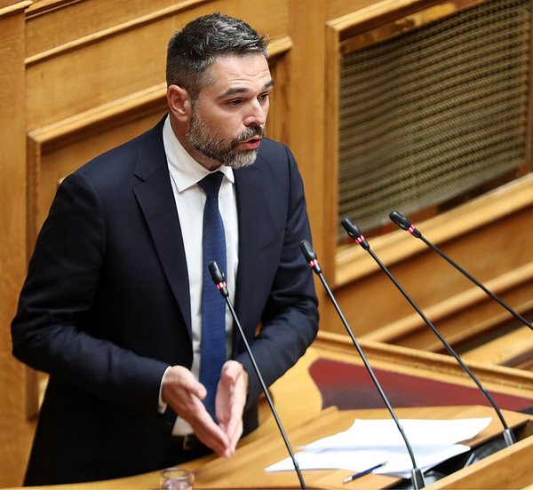 ΣΥΡΙΖΑ: Προς ανεξαρτητοποίηση και ο Γιάννης Σαρακιώτης