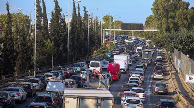 Κηφισός: Καραμπόλα ανάμεσα σε 4 αυτοκίνητα στο ύψος της Μεταμόρφωσης – Ένας τραυματίας