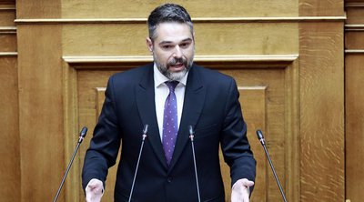 Σαρακιώτης: «Φεύγω από τον ΣΥΡΙΖΑ, κρατάω την έδρα»