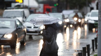 Καιρός: Σφοδρές καταιγίδες και χιόνια το Σαββατοκύριακο - Στο «κόκκινο» 7 περιοχές