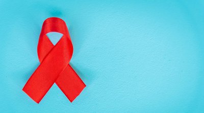 550 περιστατικά HIV λοίμωξης το 2024- Συχνότερος τρόπος μόλυνσης παραμένει η σεξουαλική επαφή