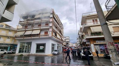 Καλαμάτα: Φωτιά κατέστρεψε ολοσχερώς διαμέρισμα - Στο νοσοκομείο με εγκαύματα ηλικιωμένη