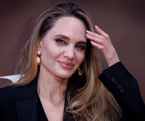 Η Angelina Jolie φόρεσε πέδιλα μέσα στον χειμώνα  