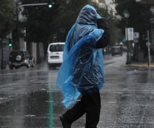 Καιρός: Προειδοποίηση Μαρουσάκη για «πιθανά πλημμυρικά επεισόδια» 