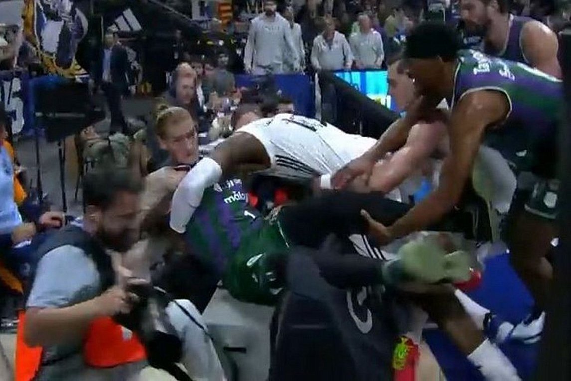 Χαμός στο Ρεάλ – Μάλαγα, πιάστηκαν στα χέρια Ιμπάκα και Οσετκόφσκι – BINTEO