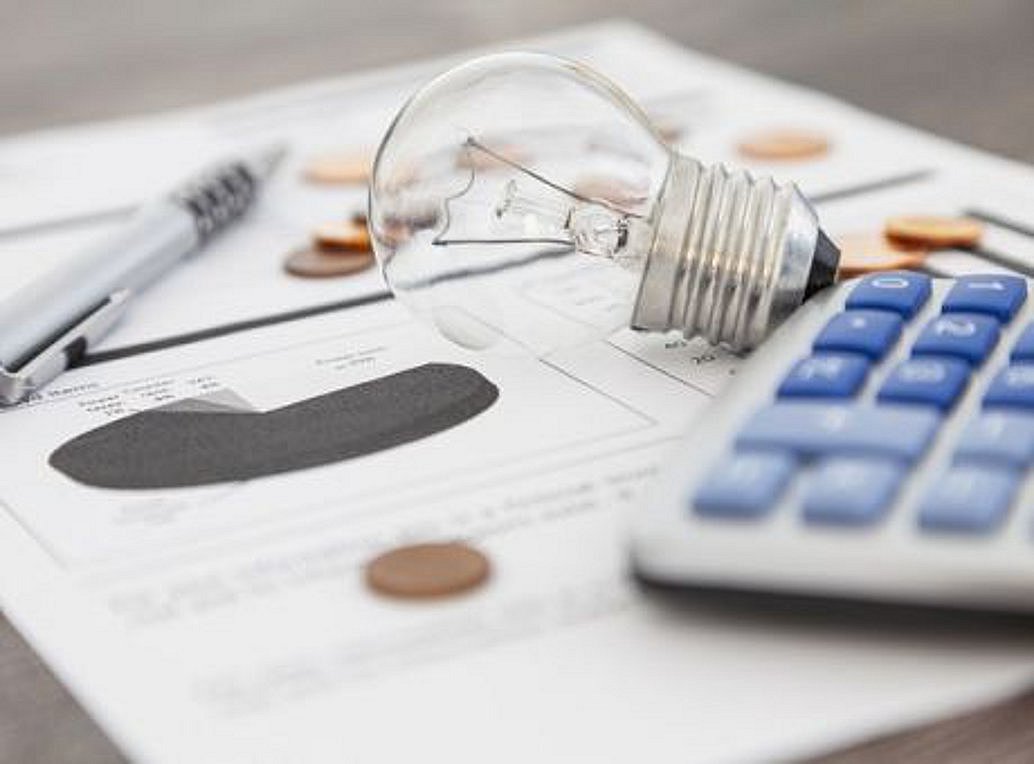 Τι αλλάζει στα μπλε και στα πράσινα τιμολόγια