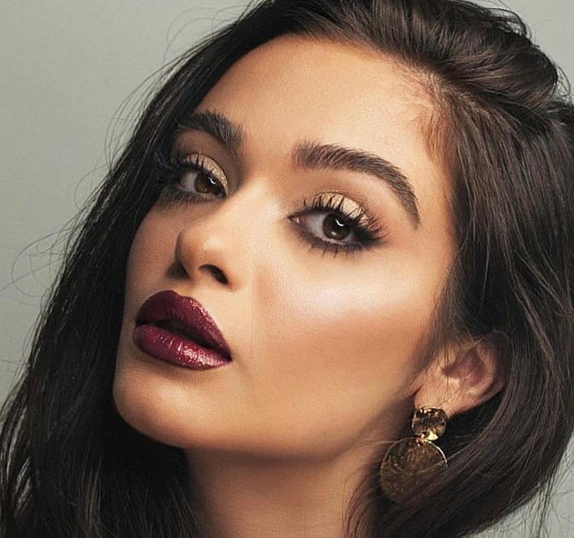 Μακιγιάζ / Χειμώνας 2025: Οι 6 τάσεις που θα κυριαρχήσουν και μετά τις γιορτές