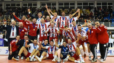 Βόλεϊ Ανδρών: Κατέκτησε το League Cup κόντρα στον ΠΑΟΚ ο Ολυμπιακός - BINTEO