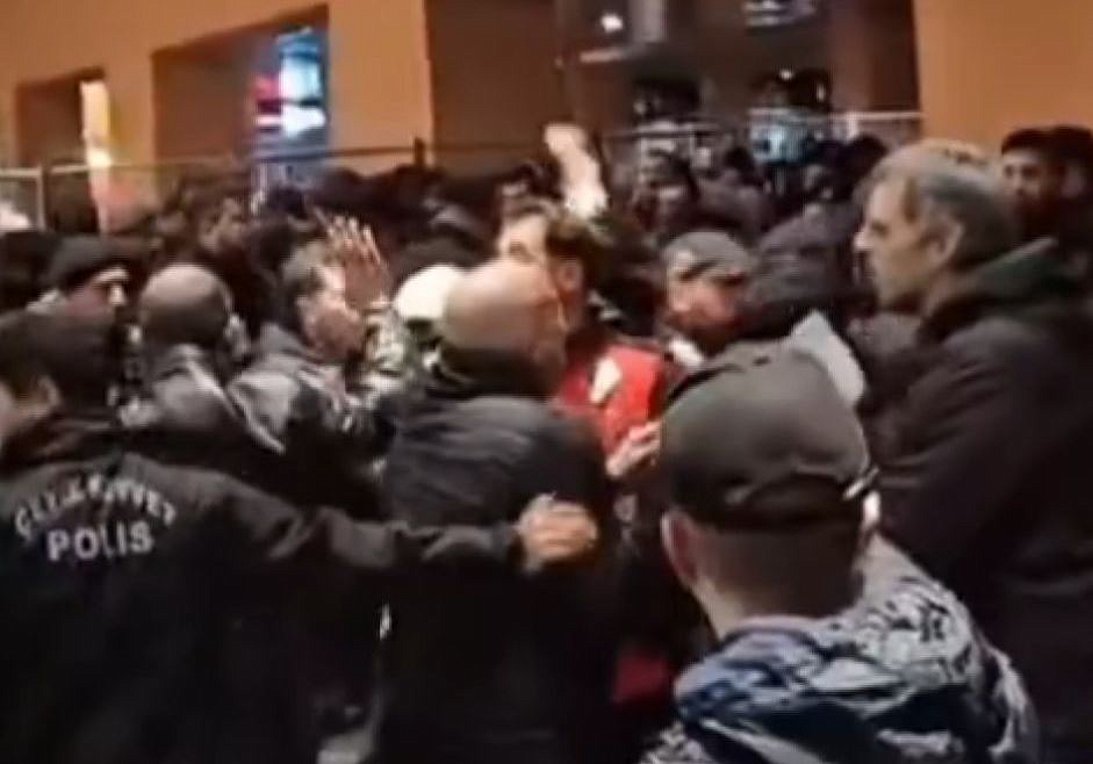 Αναντολού Εφές – Παναθηναϊκός: Επεισόδια έξω από το Basketball Development Center