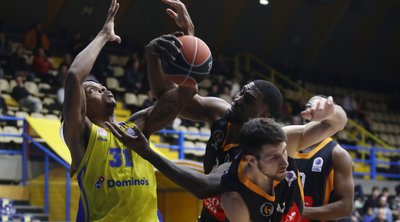 Greek Basketball League: «Διπλό» στο Περιστέρι (75-82) ο Προμηθέας Πατρών