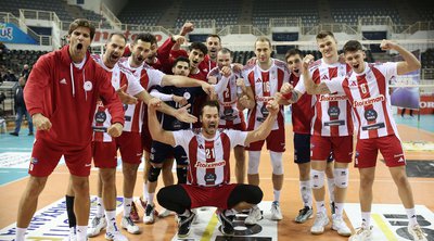 Volley League: Με απίστευτη ανατροπή νίκησε με 3-2 σετ τον ΠΑΟΚ στη Θεσσαλονίκη ο Ολυμπιακός - ΒΙΝΤΕΟ