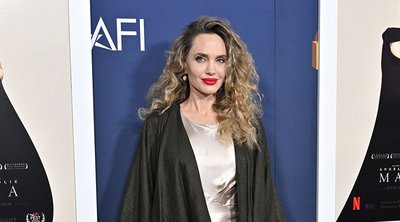 Angelina Jolie: Κράτησε την τσάντα που θα ήθελε κάθε γυναίκα στη συλλογή της

