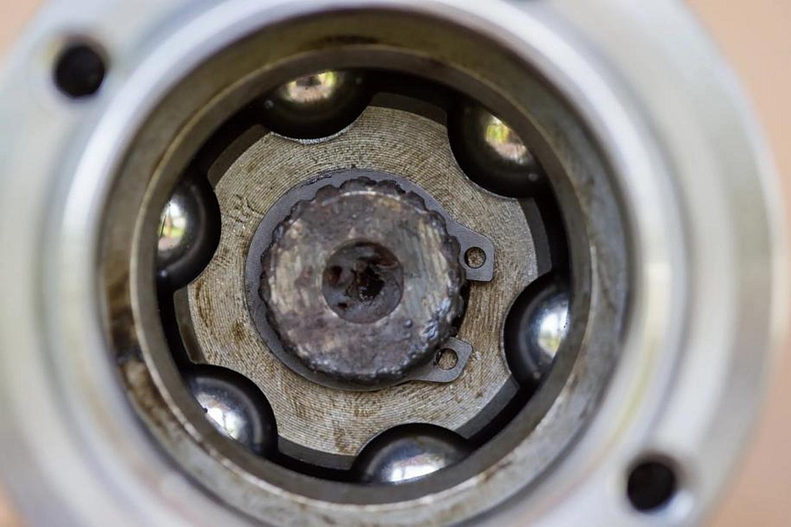 Ρουλεμάν τροχού αυτοκίνητου: Πώς καταλαβαίνω αν έχει χαλάσει