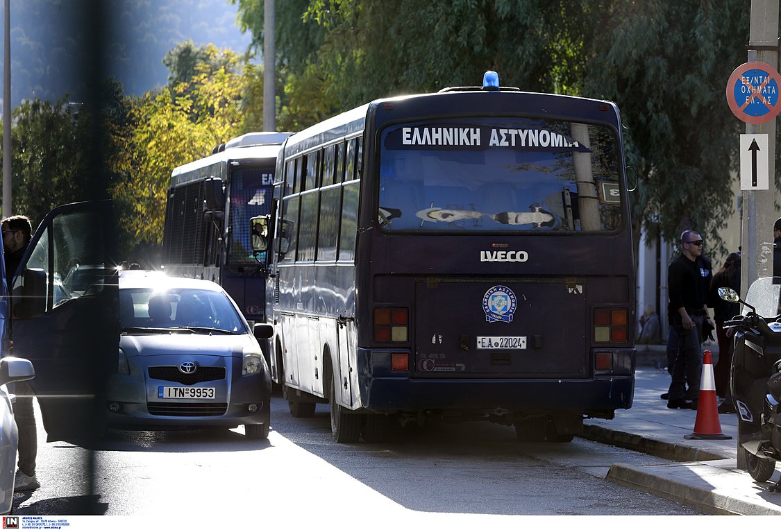 Όπλα στα Πατήσια: Στη φυλακή οι πέντε Τούρκοι – Τι είπαν στην ανακρίτρια