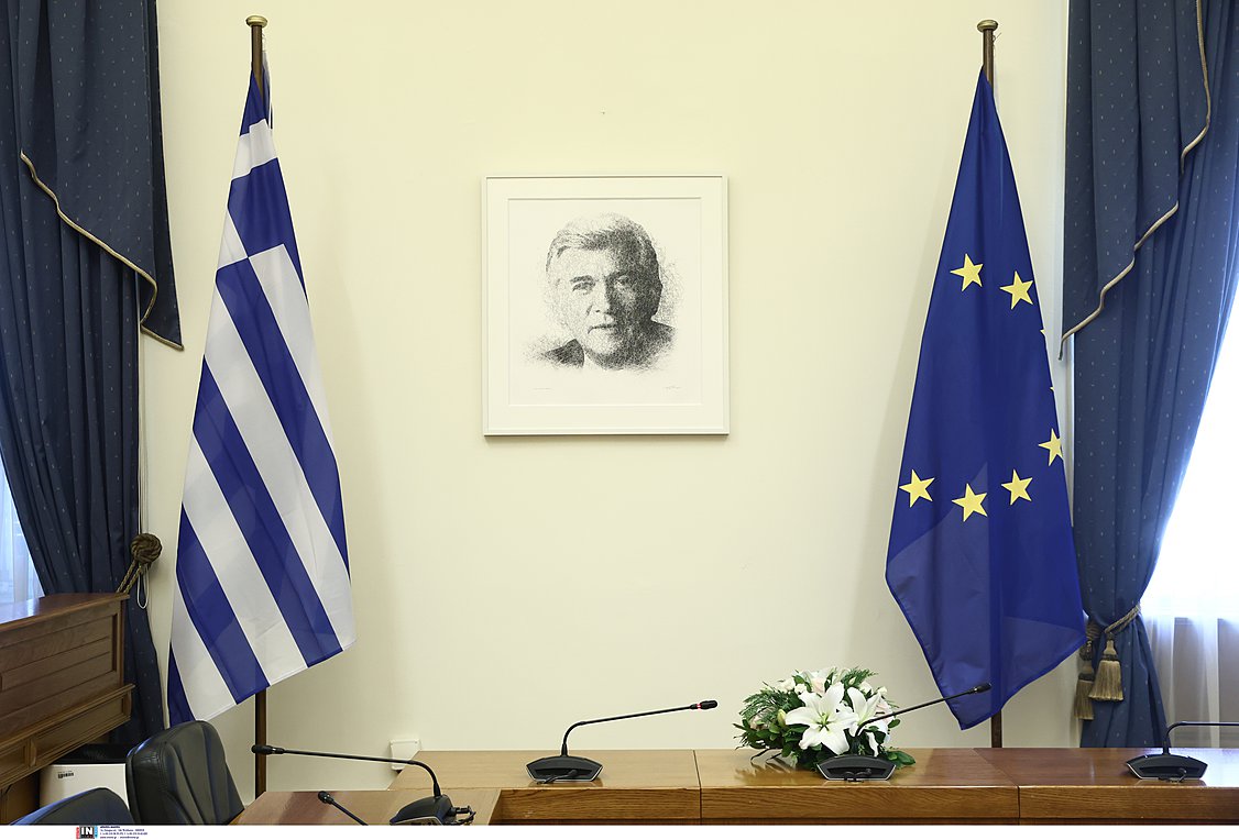 Βουλή: Το όνομα «Παύλος Μπακογιάννης» θα φέρει αίθουσα του κοινοβουλίου