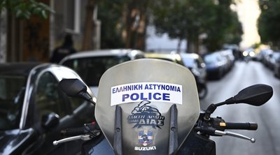 Λάρισα: Bρήκαν στην τσάντα μαθητή Γυμνασίου πιστόλι κρότου – Στο κρατητήριο ο πατέρας του
