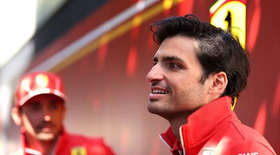 F1 – Sainz: «Πληγώθηκα όταν έμαθα πως η Ferrari θα με αντικαθιστούσε με το Hamilton»