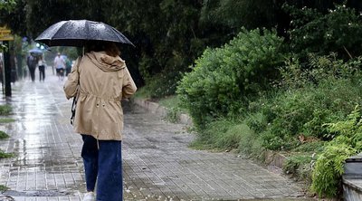 Κακοκαιρία express από την Παρασκευή - Πού αναμένονται βροχές και χιόνια