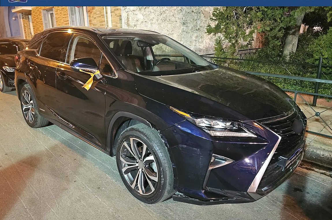 Εξαρθρώθηκε συμμορία που έκλεβε πολυτελή αυτοκίνητα και τα εξήγαγε στο εξωτερικό