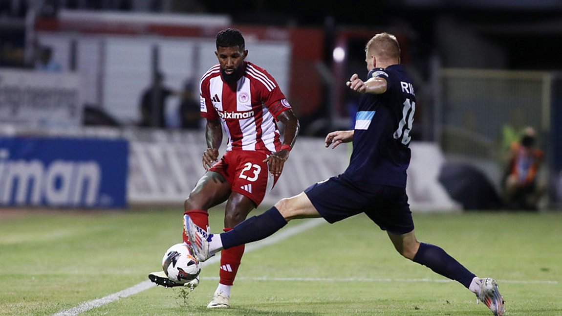 Ο Ολυμπιακός με Λαμία για να κάνει Χριστούγεννα στην κορυφή