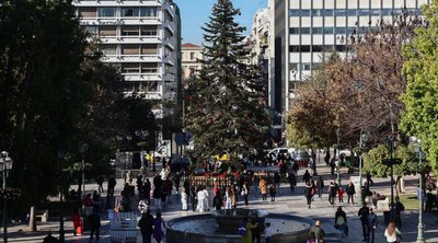 Εορταστικό ωράριο: Πώς θα λειτουργήσουν τα καταστήματα σήμερα Σάββατο και αύριο Κυριακή