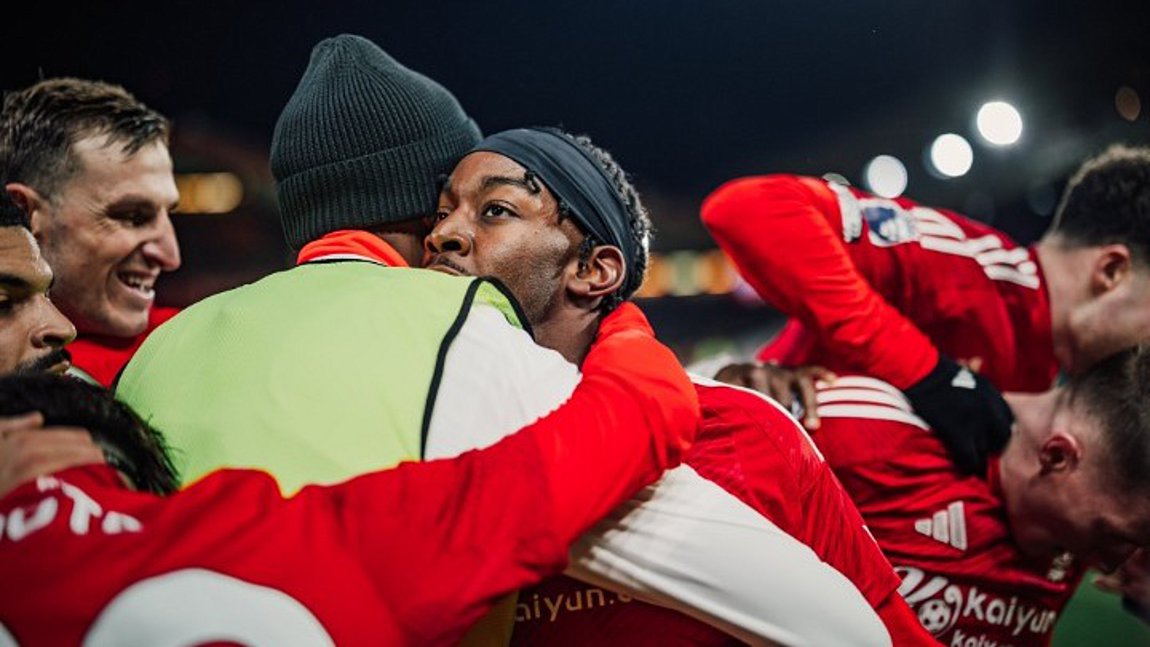 Premier League: Συνεχίζει ακάθεκτη η Νότιγχαμ Φόρεστ – Σπουδαίο «διπλό» στο Λονδίνο