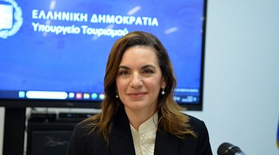 Κεφαλογιάννη: Νέα χρονιά ρεκόρ το 2024 για τον ελληνικό τουρισμό – Τα έσοδα αναμένεται να ξεπεράσουν τα 20 δισ. ευρώ