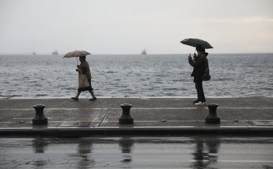 Κακοκαιρία: Πού θα είναι έντονα τα φαινόμενα σήμερα - Σε ποιες περιοχές θα χιονίσει