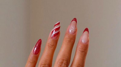 Candy Cane Nails: 6 «γλυκά» μανικιούρ για να γεμίσετε τα νύχια σας χριστουγεννιάτικα ζαχαρωτά