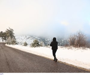 Έκτακτο της ΕΜΥ: Βροχές, καταιγίδες, μποφόρ και χιόνια ανήμερα των Χριστουγέννων και την Πέμπτη - Δείτε σε ποιες περιοχές 