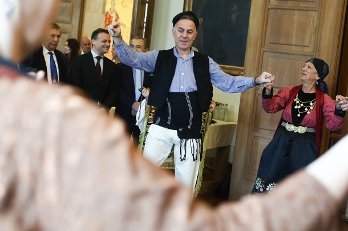 Κάλαντα στον δήμαρχο Αθηναίων από φορείς και συλλόγους