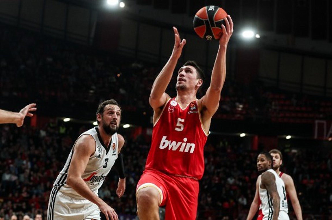 Πετάει τα Χριστούγεννα για Μιλάνο χωρίς Λαρεντζάκη ο Ολυμπιακός