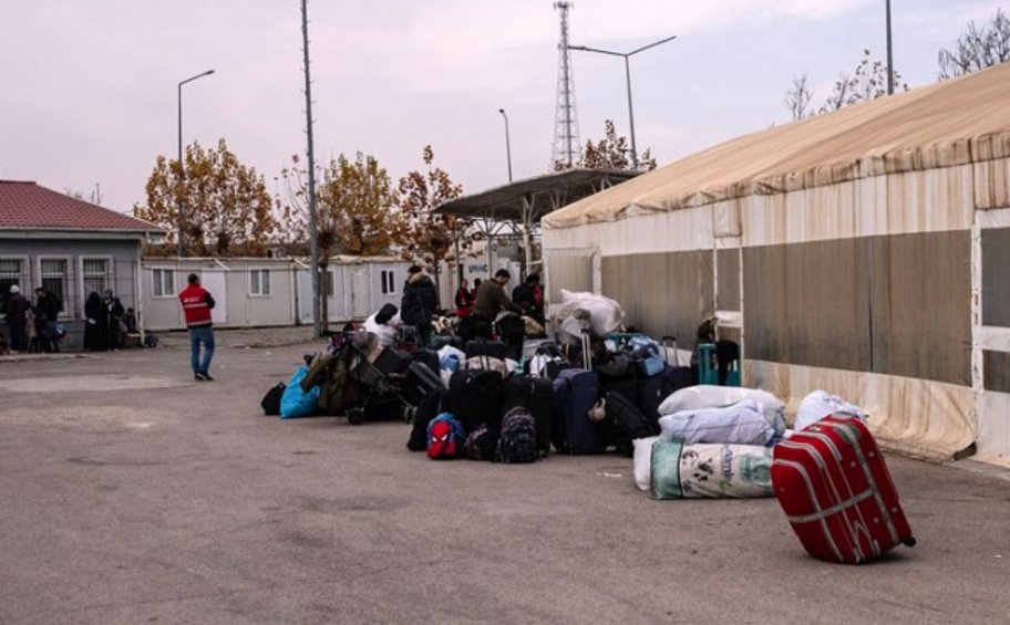 Περισσότεροι από 25.000 Σύροι πρόσφυγες έχουν διασχίσει τα σύνορα με την Τουρκία επιστρέφοντας στη χώρα το τελευταίο 15ήμερο