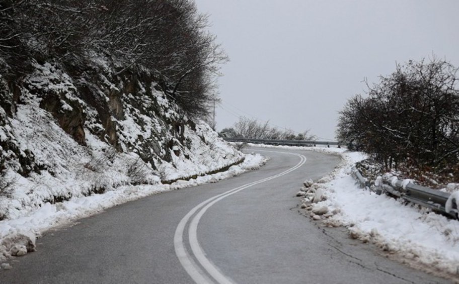 Χριστούγεννα με βροχές και χιόνια - Δείτε σε ποιες περιοχές θα είναι έντονα τα φαινόμενα